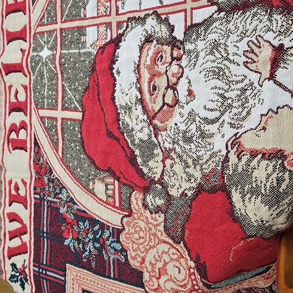 Fieldcrest Red Holiday Blanket Santa Design - Picture 7 of 9